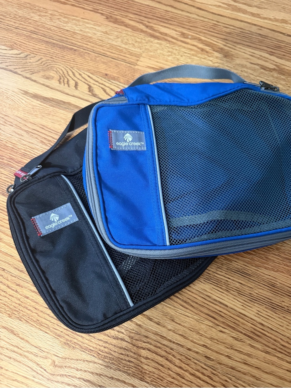 Eagle Creek Dual-Compartment Toiletry Bag in Blue and Black